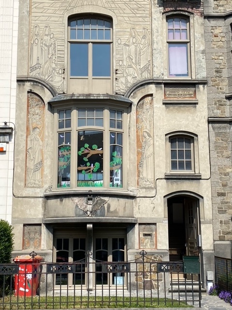Vue de la façade Galipettes Tournai 1
